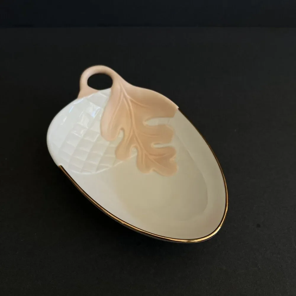 Lenox Porcelain Acorn Candy Dish Ivory w/Gold Trim 6.25
